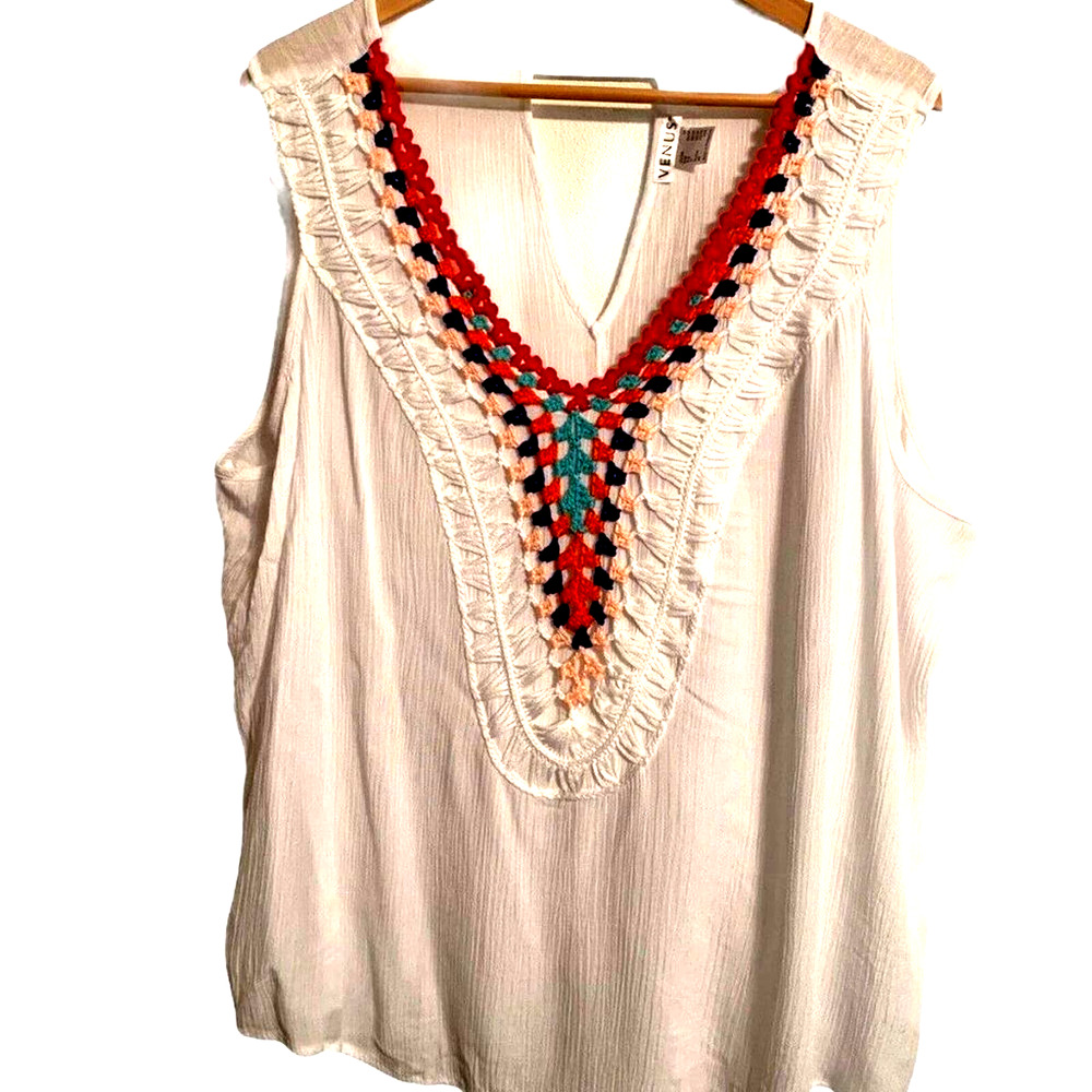 VENUS PLUS Crochet Rainbow Top 2X White Festival